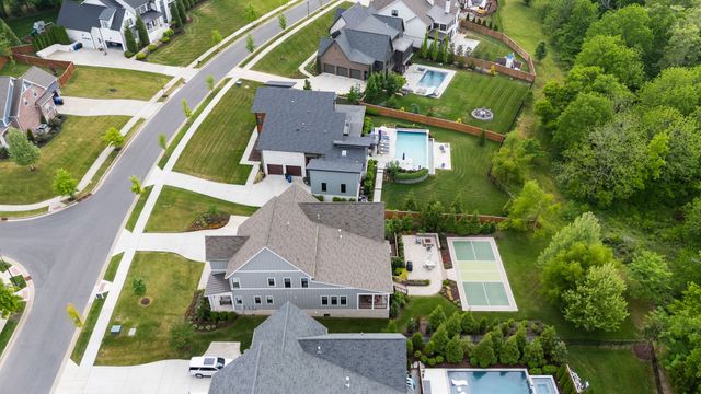 4001 Natures Landing Dr, Franklin, TN 37064