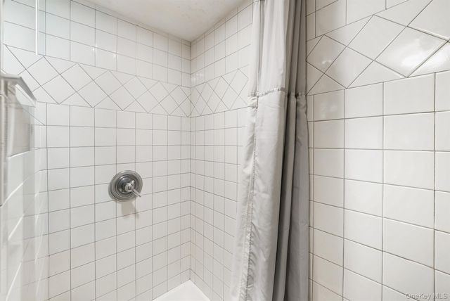 131 W Washington Avenue, Pearl River, NY 10965