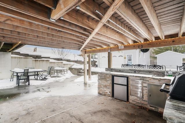 131 W Washington Avenue, Pearl River, NY 10965