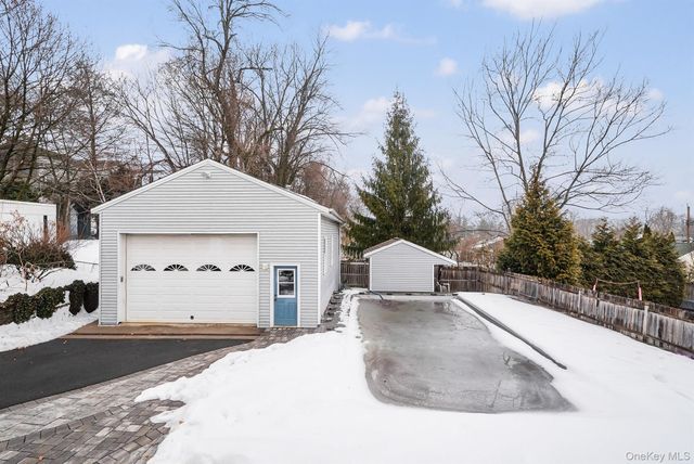 131 W Washington Avenue, Pearl River, NY 10965