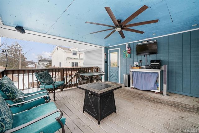 131 W Washington Avenue, Pearl River, NY 10965