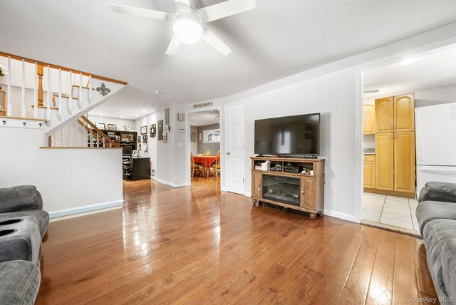 131 W Washington Avenue, Pearl River, NY 10965