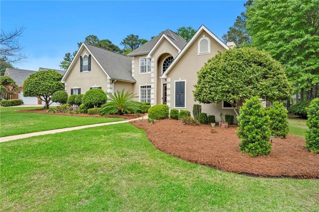 30618 Middle Creek Circle, Daphne, AL 36527