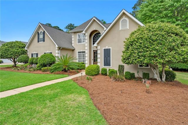 30618 Middle Creek Circle, Daphne, AL 36527