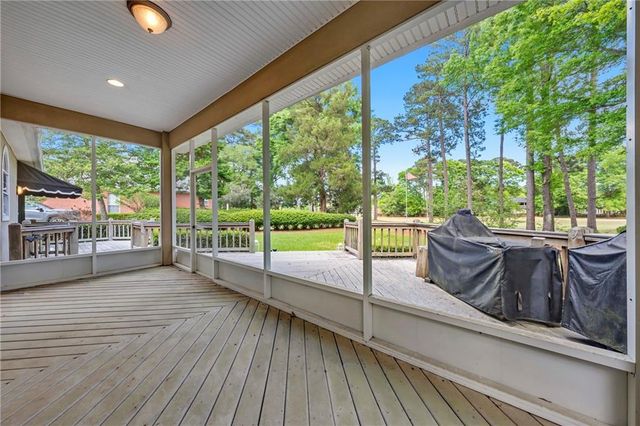 30618 Middle Creek Circle, Daphne, AL 36527