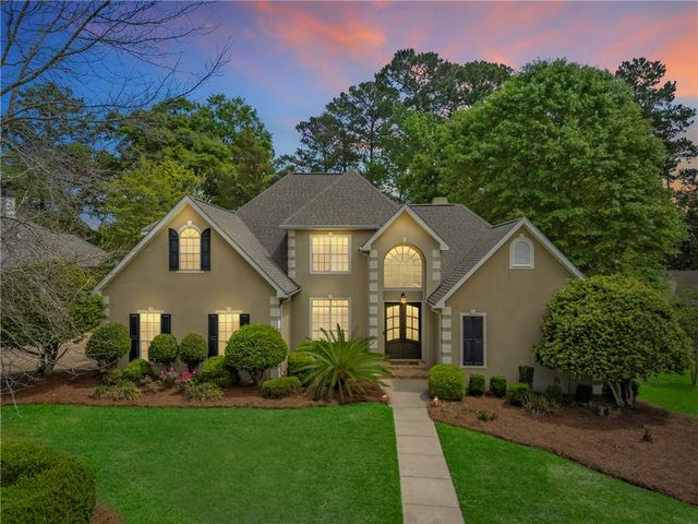 30618 Middle Creek Circle, Daphne, AL 36527