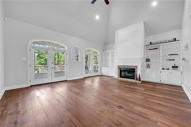 30618 Middle Creek Circle, Daphne, AL 36527