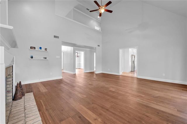 30618 Middle Creek Circle, Daphne, AL 36527