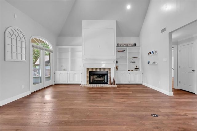 30618 Middle Creek Circle, Daphne, AL 36527