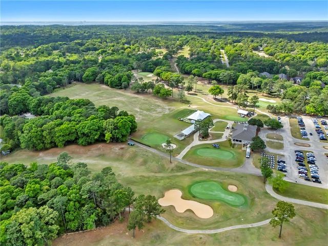 30618 Middle Creek Circle, Daphne, AL 36527