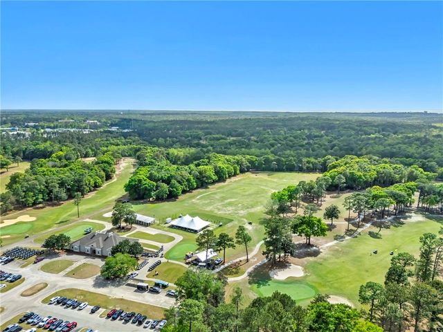 30618 Middle Creek Circle, Daphne, AL 36527