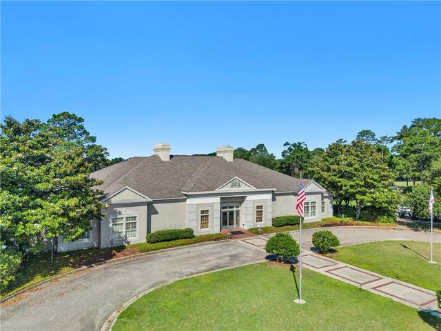 30618 Middle Creek Circle, Daphne, AL 36527