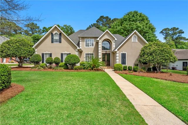 30618 Middle Creek Circle, Daphne, AL 36527