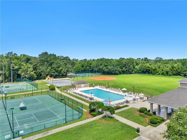 30618 Middle Creek Circle, Daphne, AL 36527