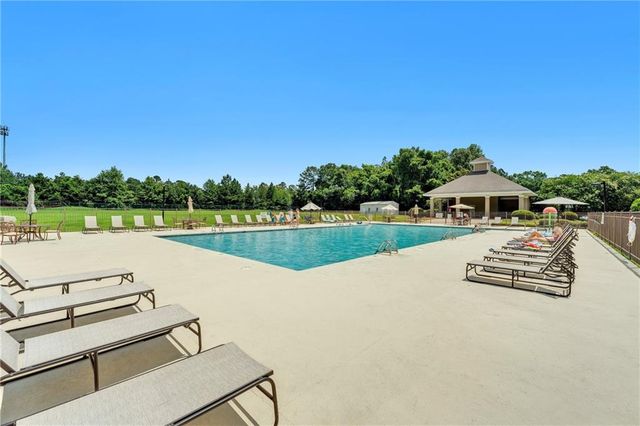 30618 Middle Creek Circle, Daphne, AL 36527