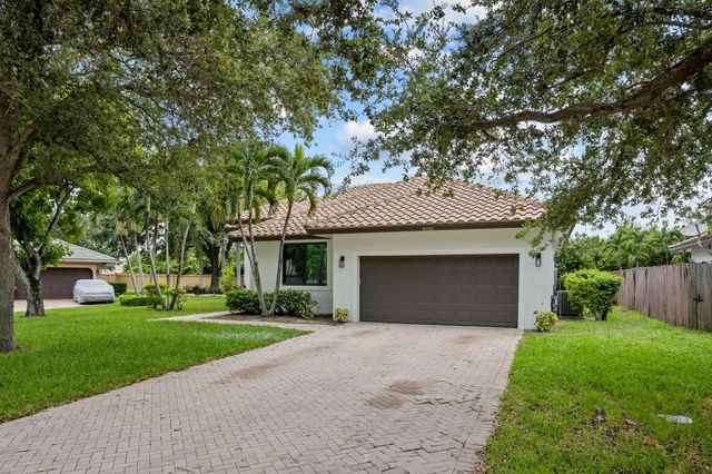 8985 NW 45th Court, Coral Springs, FL 33065