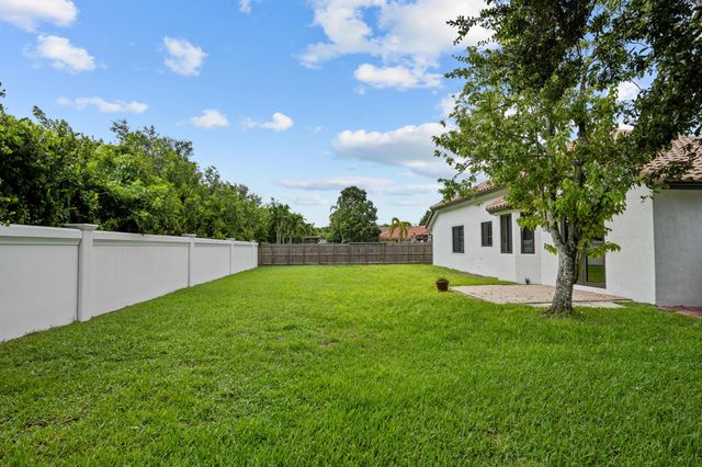 8985 NW 45th Court, Coral Springs, FL 33065