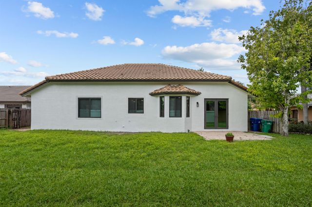 8985 NW 45th Court, Coral Springs, FL 33065