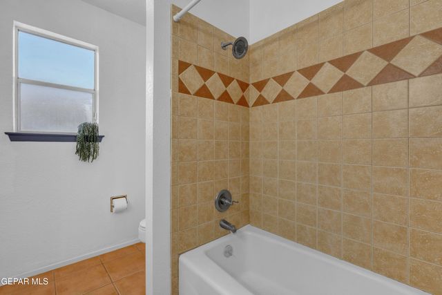 360 BRILL Circle, Horizon City, TX 79928