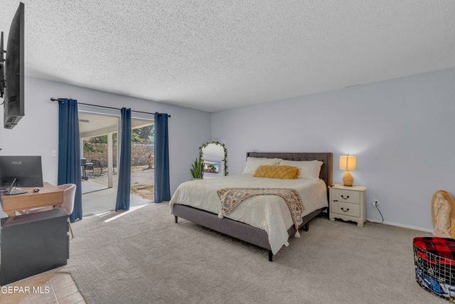 360 BRILL Circle, Horizon City, TX 79928