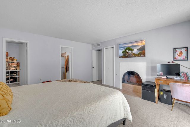 360 BRILL Circle, Horizon City, TX 79928