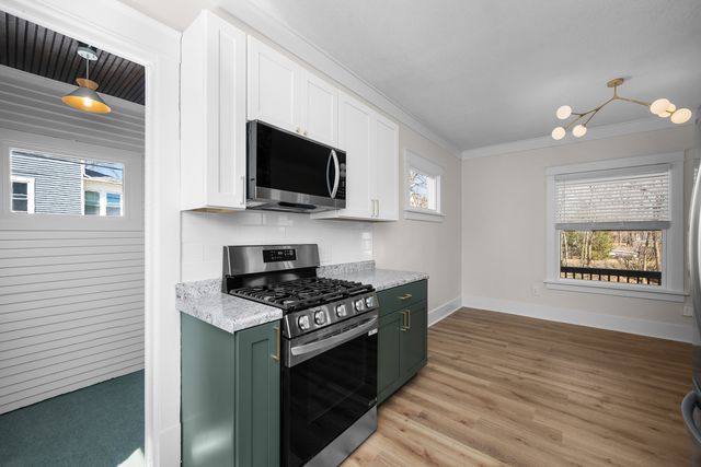 119 E Hayes Street, Davenport, IA 52803