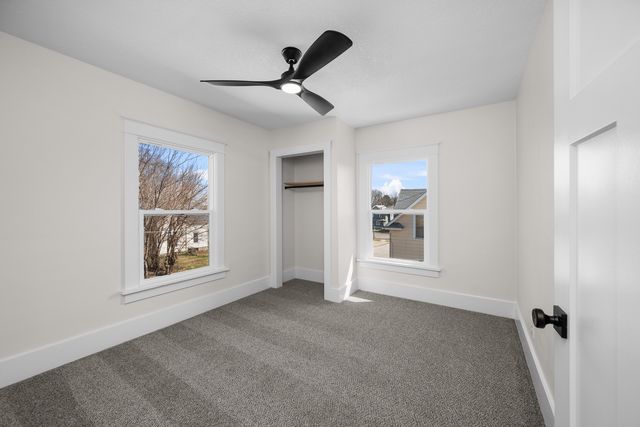 119 E Hayes Street, Davenport, IA 52803