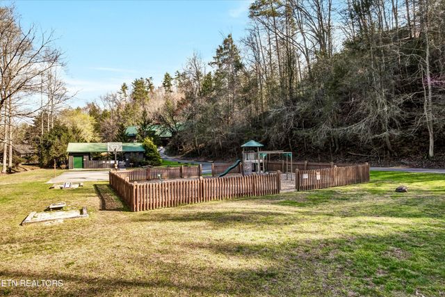 2609 Cedar Falls Way, Sevierville, TN 37862