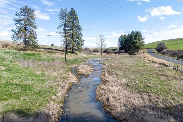 1504 B Howard Rd, Palouse, WA 99161