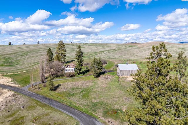 1504 B Howard Rd, Palouse, WA 99161