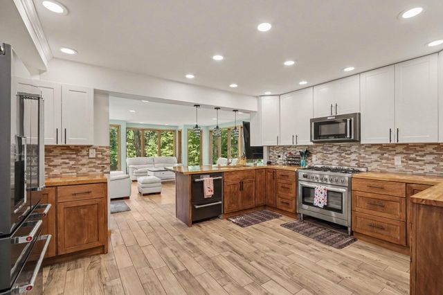 10592 W M Avenue, Oshtemo Twp, MI 49009
