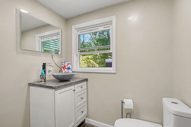 10592 W M Avenue, Oshtemo Twp, MI 49009
