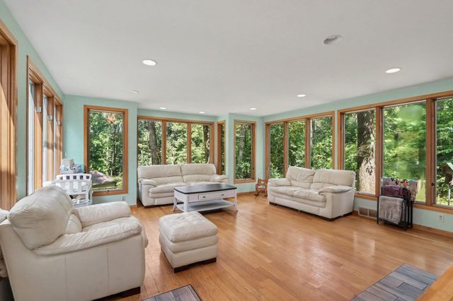10592 W M Avenue, Oshtemo Twp, MI 49009