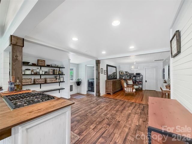 419 Fletcher Branch Road, Vilas, NC 28692