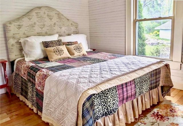 419 Fletcher Branch Road, Vilas, NC 28692