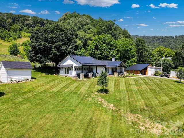 419 Fletcher Branch Road, Vilas, NC 28692