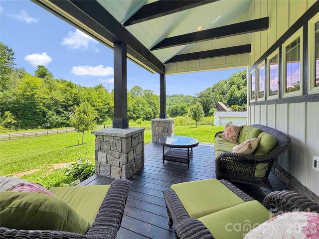 419 Fletcher Branch Road, Vilas, NC 28692