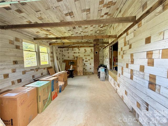 419 Fletcher Branch Road, Vilas, NC 28692