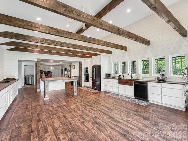 419 Fletcher Branch Road, Vilas, NC 28692