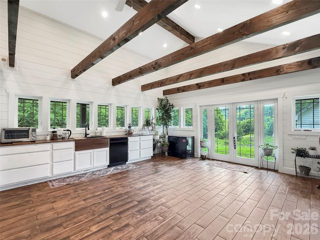 419 Fletcher Branch Road, Vilas, NC 28692