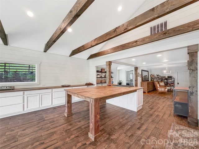 419 Fletcher Branch Road, Vilas, NC 28692