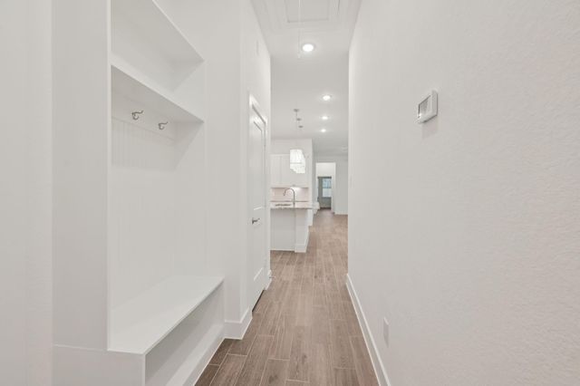 26253 E Outrider Banks Circle, Montgomery, TX 77316