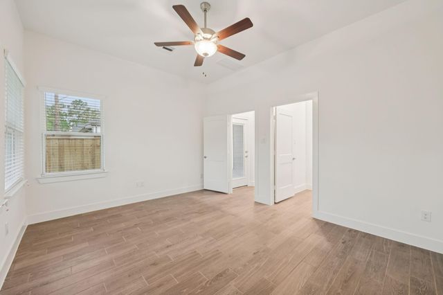 26253 E Outrider Banks Circle, Montgomery, TX 77316