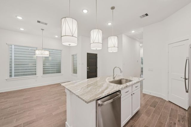 26253 E Outrider Banks Circle, Montgomery, TX 77316