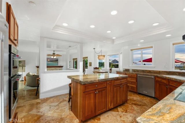 615 Calle Hidalgo, San Clemente, CA 92673