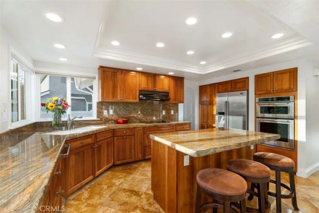 615 Calle Hidalgo, San Clemente, CA 92673