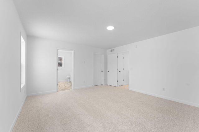 7550 Upper 42nd Street N, Oakdale, MN 55128