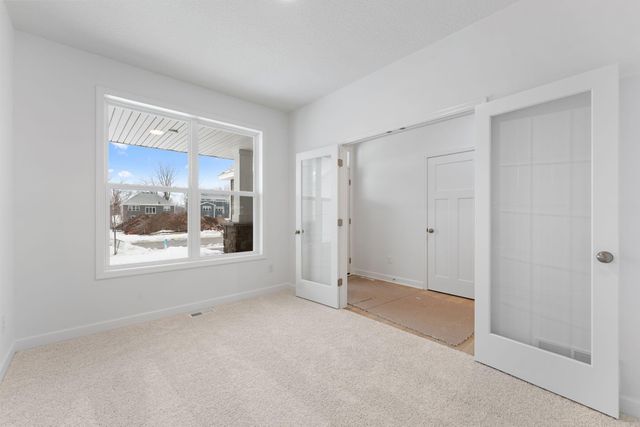 7550 Upper 42nd Street N, Oakdale, MN 55128