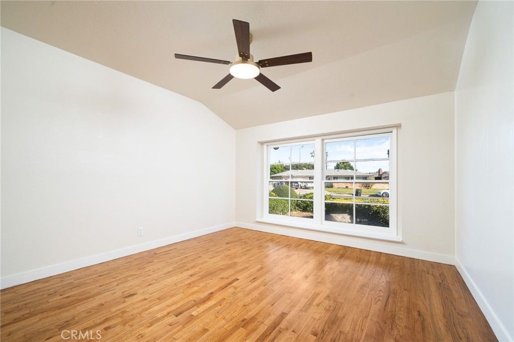 Image 22 of property listing at 1549 N Oaks Court, Ontario, CA 91762