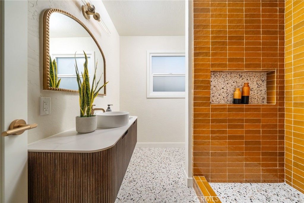 Image 25 of property listing at 1549 N Oaks Court, Ontario, CA 91762